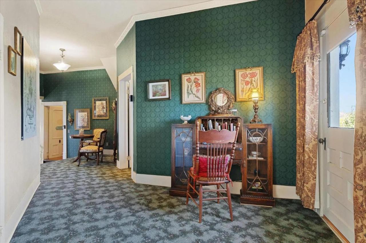 Four Winds Victorian Venue & Suites Bonham Екстер'єр фото